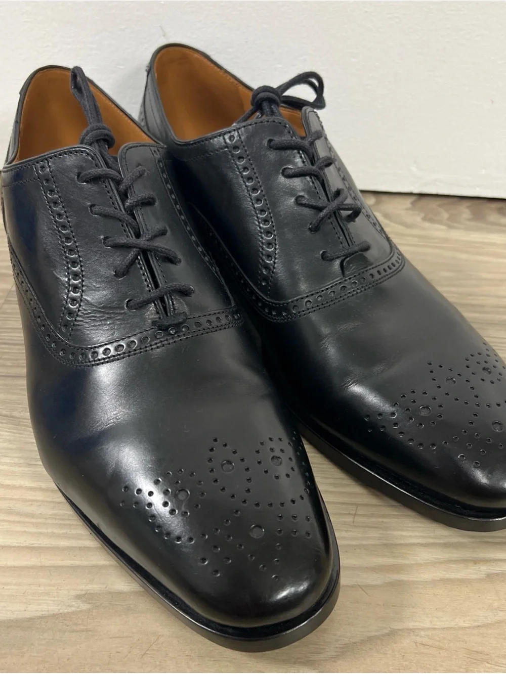 Allen Edmonds Siena Medallion Lace Up Oxford Shoes Black Men’s Size 9 NWOB $369